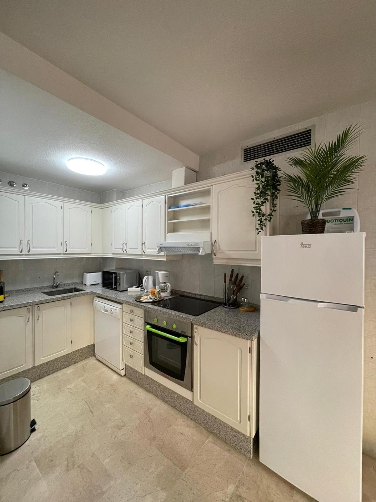 Apartment Teresa Fuengirola Εξωτερικό φωτογραφία